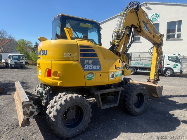 Mobile excavator KOMATSU PW 98 MR-10 / gepflegt / 1600 Bh / inkl. GRL+TL