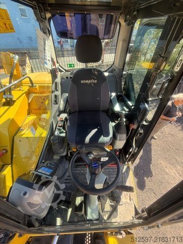 Mobile excavator KOMATSU PW 98 MR-10 / gepflegt / 1600 Bh / inkl. GRL+TL