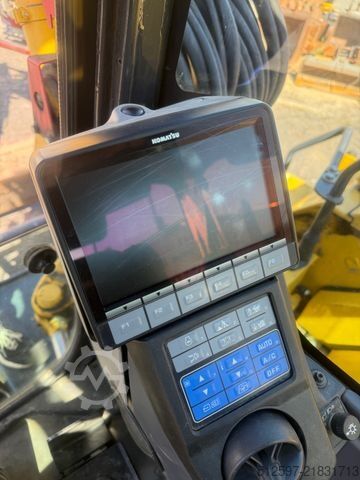 Mobile excavator KOMATSU PW 98 MR-10 / gepflegt / 1600 Bh / inkl. GRL+TL