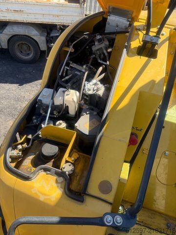 Mobile excavator KOMATSU PW 98 MR-10 / gepflegt / 1600 Bh / inkl. GRL+TL