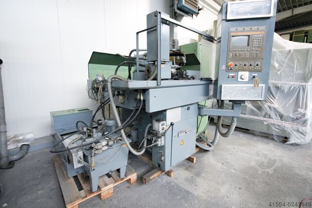 CNC - Stufenbohrerschleifmaschine Saacke UW II A-CNC