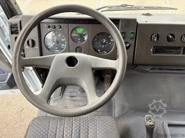 Tarpaulin Mercedes-Benz LK 914 (6-CILINDER) WITH TENT BOX (MANUAL GEARB...