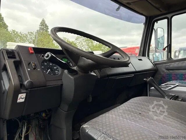 Tarpaulin Mercedes-Benz LK 914 (6-CILINDER) WITH TENT BOX (MANUAL GEARB...