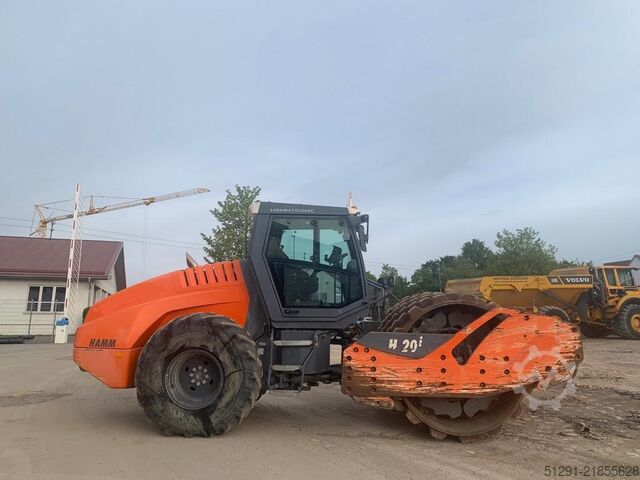 Padfoot compactor Hamm H 20i P