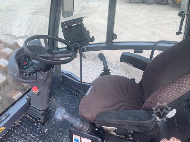 Padfoot compactor Hamm H 20i P