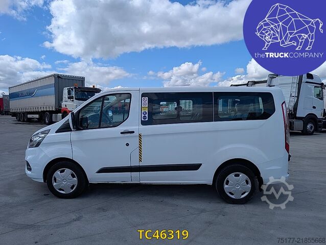 Passenger transportation Ford Transit CUSTOM 2.0 TDCI - 9 SEATS - AUTOMATIC -...
