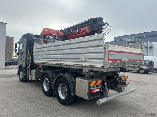 Three-sided tipper truck VOLVO FH 500 6X4 3-SEITEN KIPPER KRAN  MFCT HAMA KIPPER, PALFINGER PK 22000 RETARDER