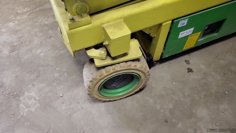 Scherenhubtisch Iteco IG 8089 (for parts only)