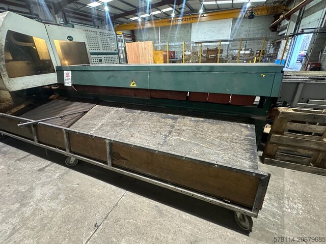 Laser cutting machine BLM Adige LT712D
