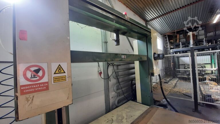 CNC-Säge zum Schneiden von Schaumstoff DB 2447