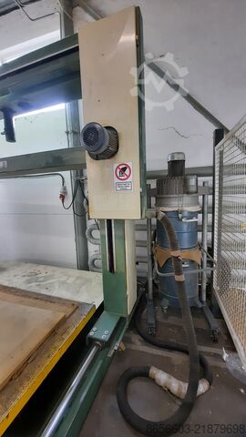 CNC-Säge zum Schneiden von Schaumstoff DB 2447