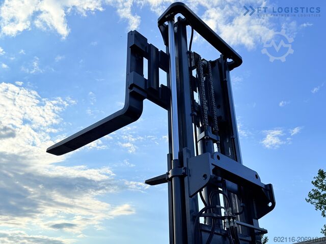 Four-way forklift Combilift C14000 DUPLEX 3600 FREE LIFT POSITIONER