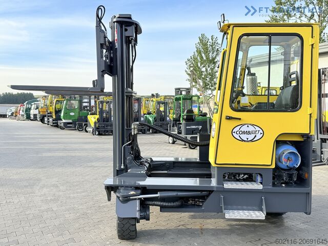 Four-way forklift Combilift C5000XL GAS TRIPLEX 6000 EXTENDABLE FORK