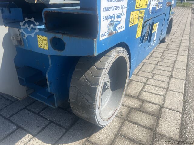 Scissor lift Genie GS-3246 | 2012