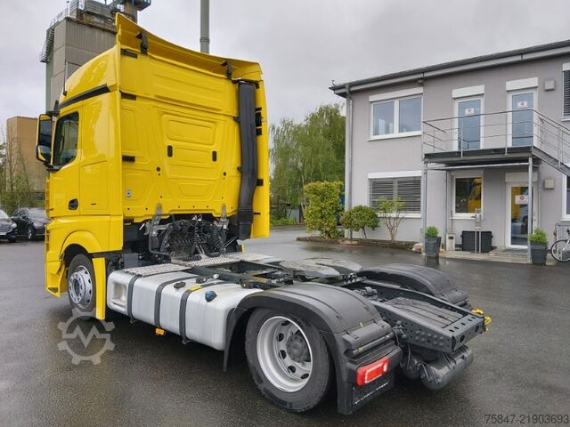 Volume tractor unit Mercedes-Benz Actros 1853 LS/NRL Retarder Standklima