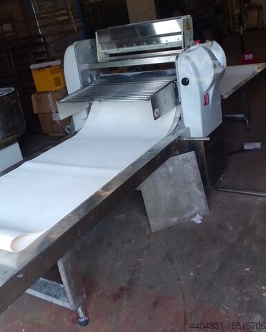 Dough sheeter on stand 850 mm SEEWER RONDO SEEWER RONDO 7309519