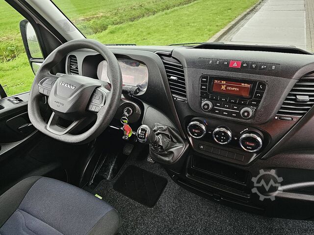 Hochdachkombi IVECO DAILY 35C14 ac 31 dkm! EURO6