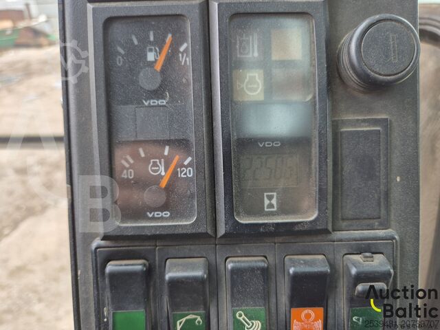 Radbagger Fuchs MHL 350