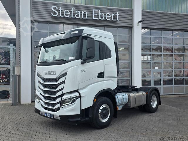 Standard-SZM Iveco X-Way AS440S50T/P 4x4 HI-TRACTION Intarder Alu