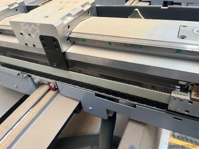 5-Achs CNC-Bearbeitungscenter Format 4 H 50 15x38E Format 4 H 50 15x38E