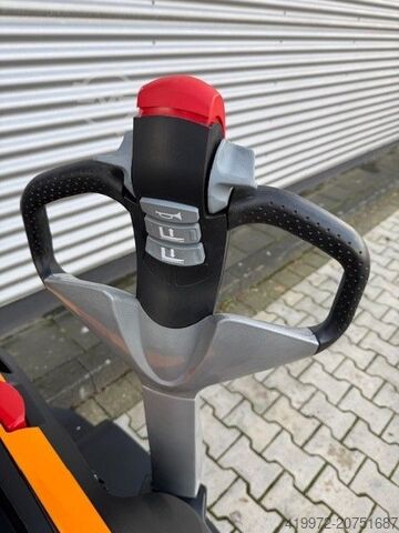 Pedestrian Stacker Still EXV 12