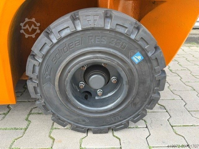 LPG Forklifts Still RX70-35T