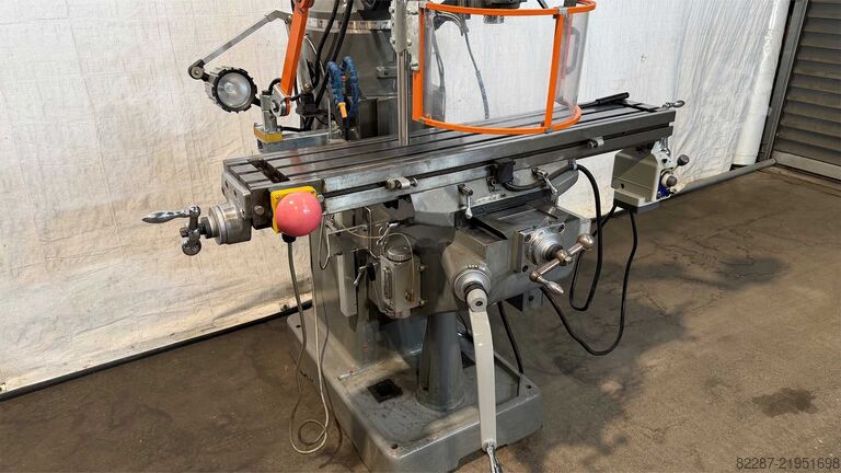 Milling machine Used Chester 942VS Turret Milling Machine
