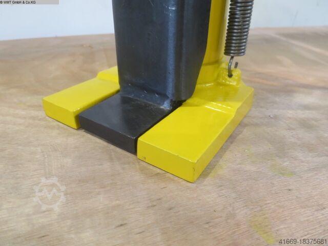 Conveyor system WMT Maschinenheber 5t