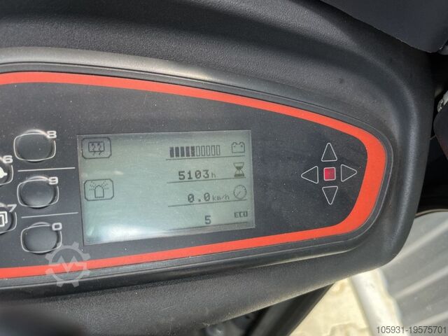 Tow Tractor Linde P80