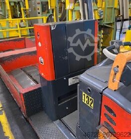 Verschiedene Industriefahrzeuge/Stapler STILL 