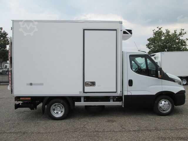 Refrigerator body van IVECO 35 C13*Carrier Kühlkoffer*LBW*