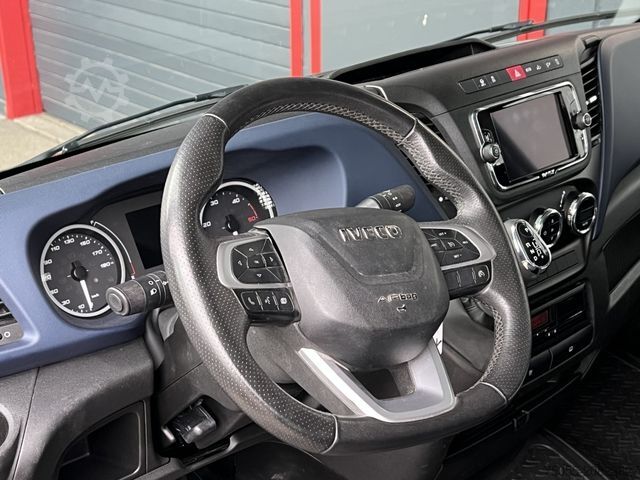 Pick-up van IVECO Daily 35C18 Maxi 3.0 V6 7-Sitzer Klima AHK LED