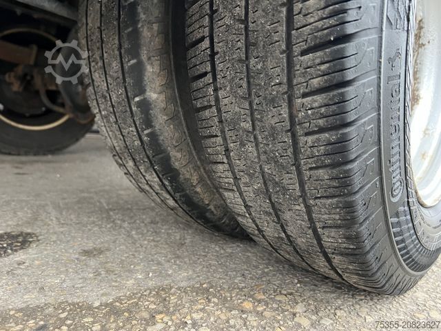 Pick-up van IVECO Daily 35C18 Maxi 3.0 V6 7-Sitzer Klima AHK LED