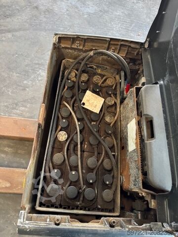 Stackers Stand-on Still EXH-S 25