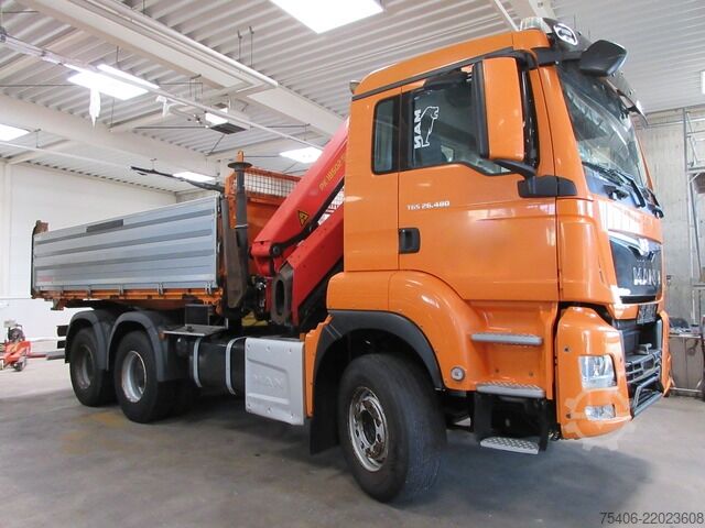 Three-sided tipper truck man TGS 26.480 BB 3-S-Kipper,Kran,Funk