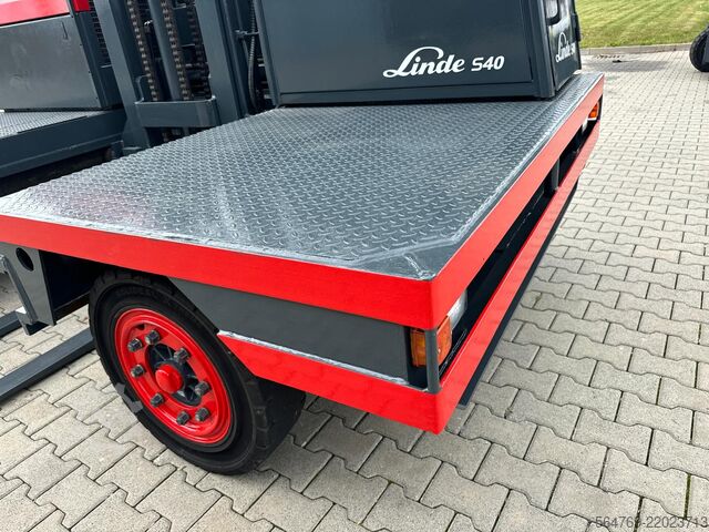 Side loader forklift Linde S40 // LPG // Only 1550 hours