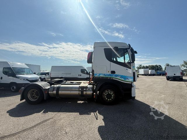 Standard tractor unit IVECO STRALIS AS440S40T/P