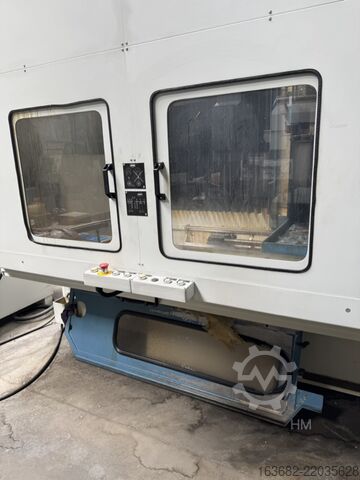 CNC machining center AXA VSC-1M/2E, year of manufacture 2006, internal number 231576  VSC-1M/2E