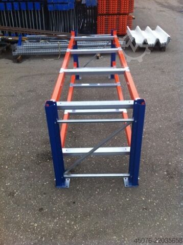 Workbench approx. 2 linear meters, used  