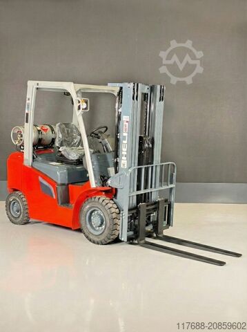 LPG front loader Heli CPYD35-G3- GAS  2,5t 4,7m Hub - KUBOTA - Garantie