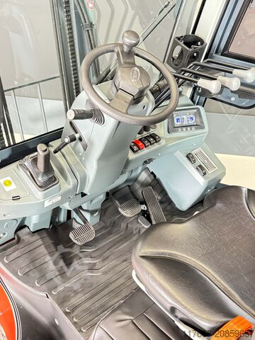 Diesel front loader Heli CPCD25-H3-Diesel 2,5t 6m Kabine-KUBOTA - Garantie