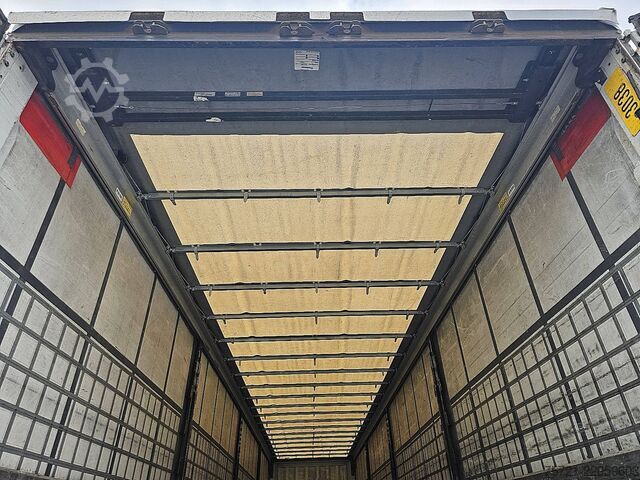 Sliding tarpaulins KRONE SD STEERAXLE TAILLIFT