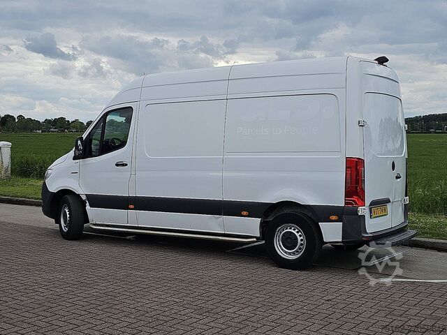 High-roof van MERCEDES-BENZ ESPRINTER 55 kWh ac automaat