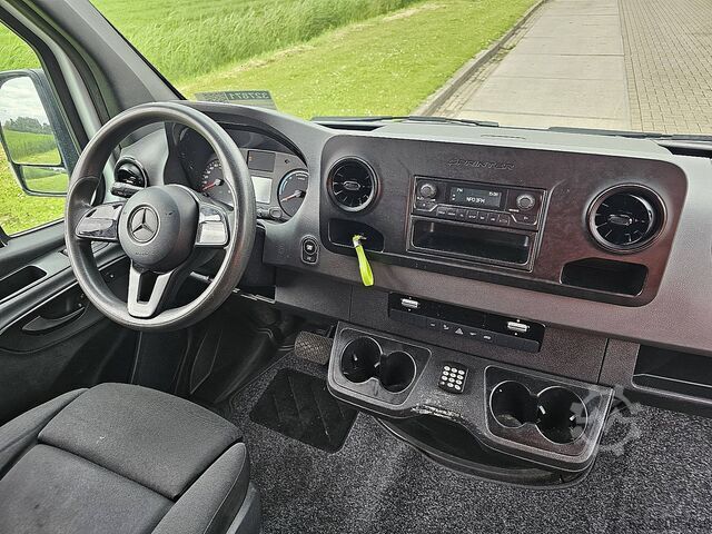 High-roof van MERCEDES-BENZ ESPRINTER 55 kWh ac automaat