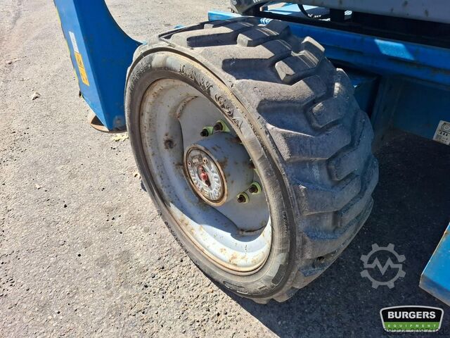 Scissor lift Genie GS3390