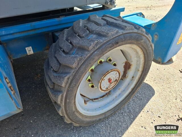 Scissor lift Genie GS3390