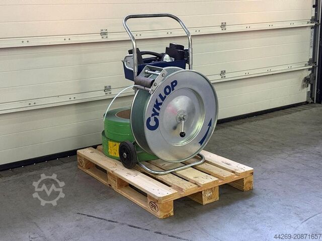 Akku-Umreifungsgerät BW-03 mit Abrollwagen BW-03 