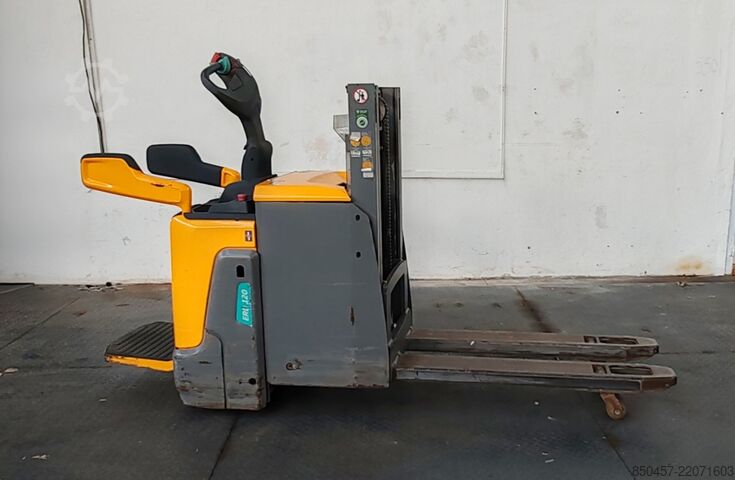 Pallet Stackers Jungheinrich ERD 120 1.6m/ 2021y/ 1874mh