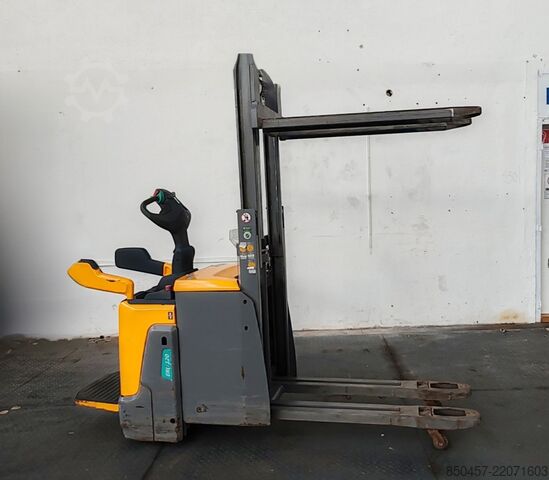 Pallet Stackers Jungheinrich ERD 120 1.6m/ 2021y/ 1874mh