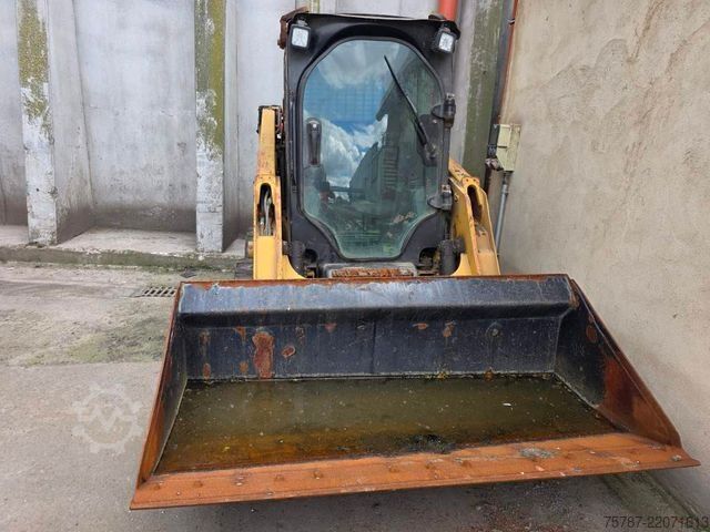 Wheel loader CATERPILLAR 226D3 Lader mit Schwergutschaufel